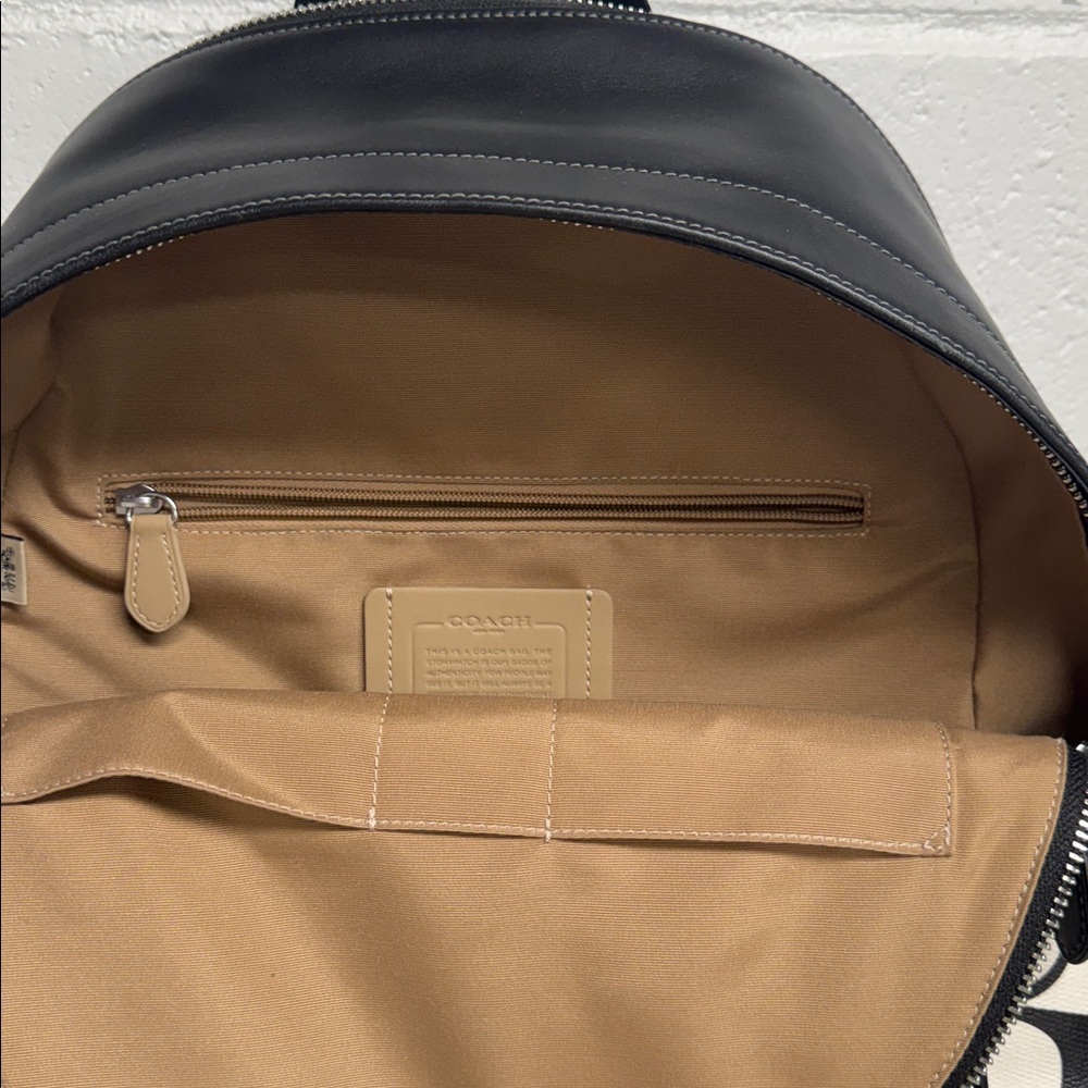Coach Men’s Black and Cream Leather Backpack - Picture 3 of 5